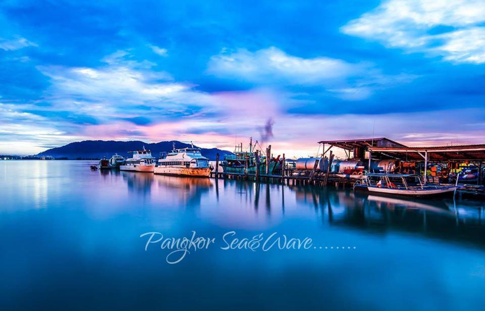 Sea & Wave #1 Coral Bay Apartment Pekan Pangkor Ngoại thất bức ảnh